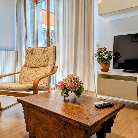 Appartamento Viale Puccini - Free Gated Parking - 3 Minutes From Center 루카 외부 사진